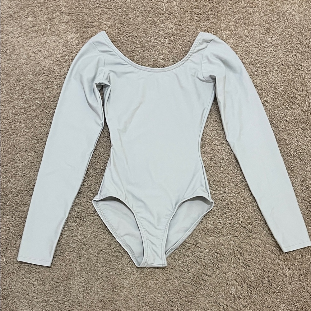 Leveret women’s long sleeve dance, ballet, gymnastics leotard, dove grey, XS